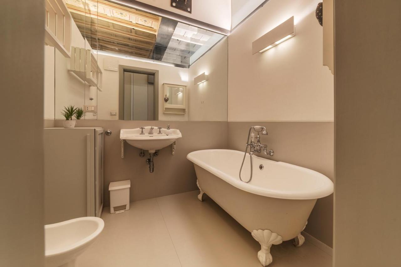 Piazza Navona Elegant Apartment روما المظهر الخارجي الصورة